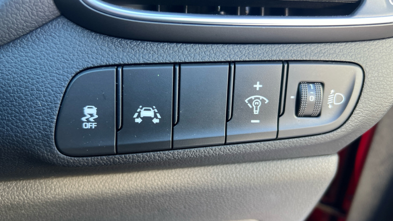 Hyundai I30 Fastback 1.4T GDI SE Nav 5dr Petrol Hatchback